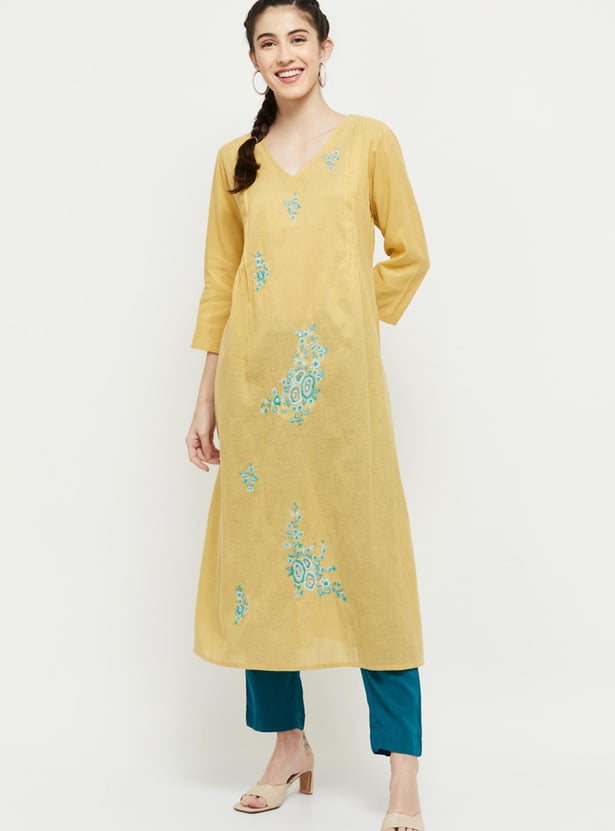 Women Embroidered V-Neck A-Line Kurta