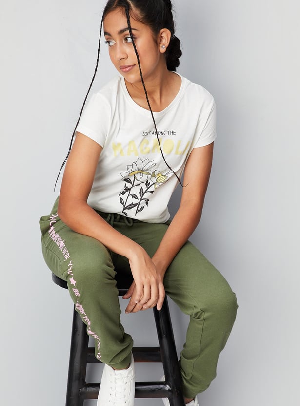 Girls Graphic Printed Basic T-shirt