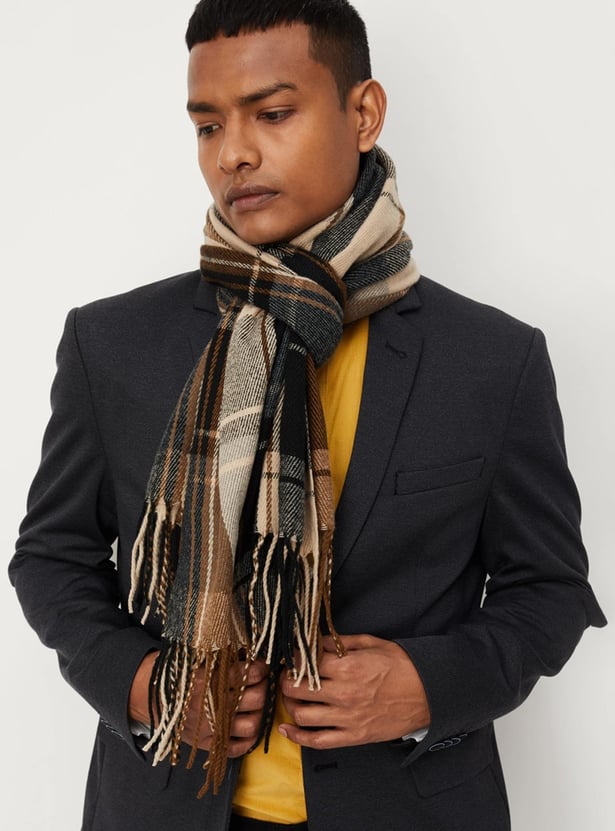 Men Checked Muffler with Fringes