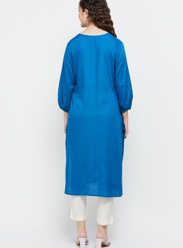 Women Embroidered Three-Quarter Sleeves Straight Kurta