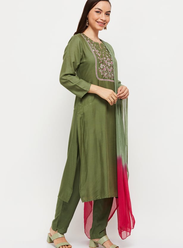 Women Embroidered Straight Kurta with Elasticated Pants and Dupatta