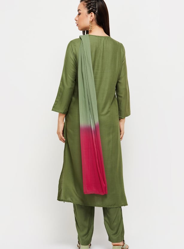 Women Embroidered Straight Kurta with Elasticated Pants and Dupatta