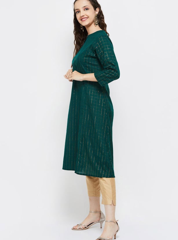 Women Striped Three-Quarter Sleeves Straight Kurta