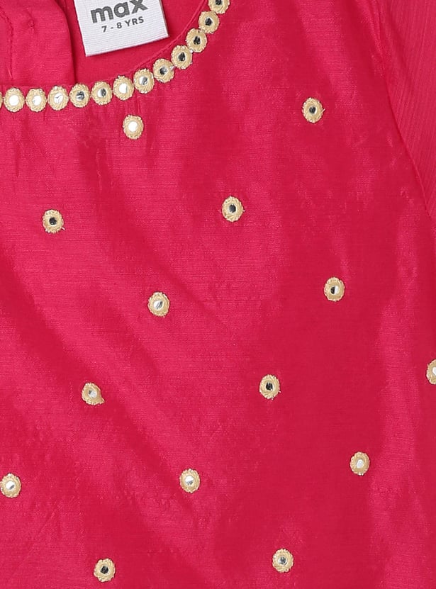 Girls Embellished Lehenga Set with Dupatta