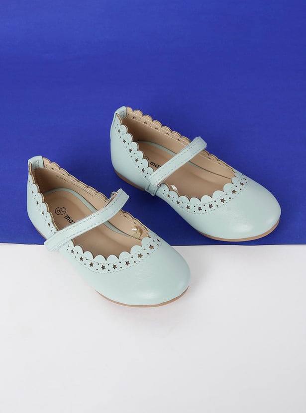 Girls Solid Mid Strap Ballerinas