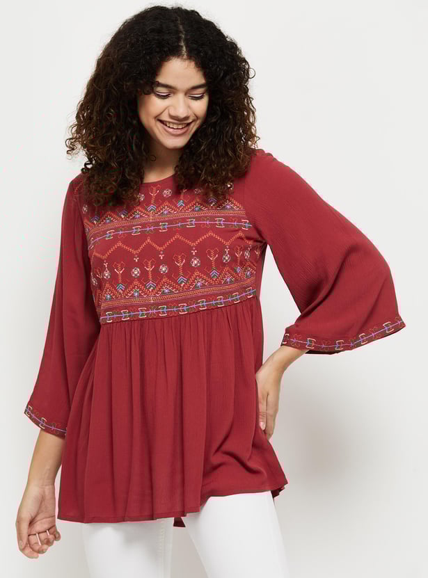 Women Embroidered Three-Quarter Sleeves Tunic