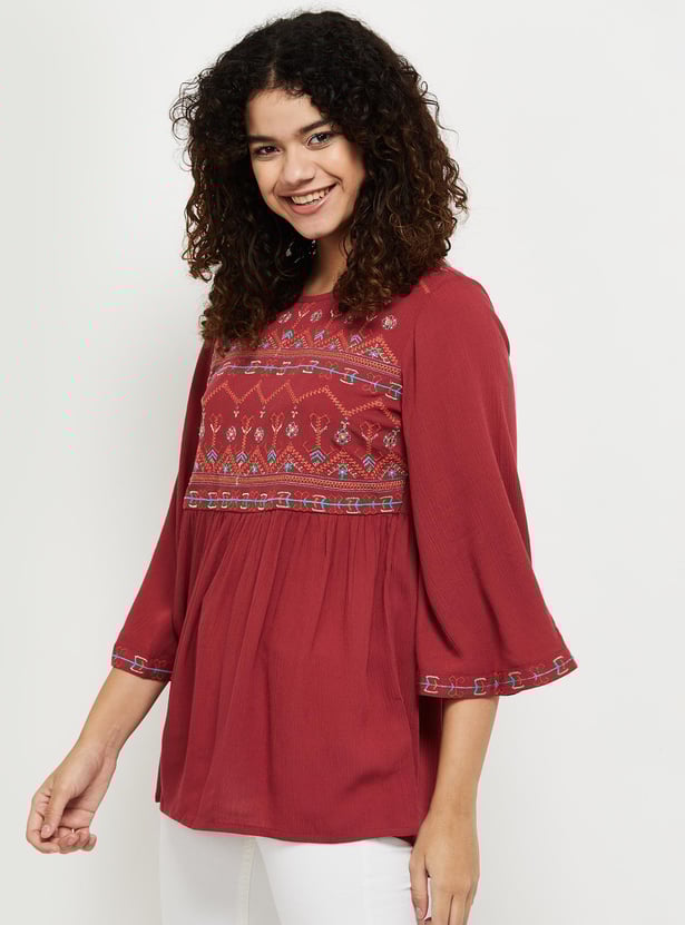 Women Embroidered Three-Quarter Sleeves Tunic
