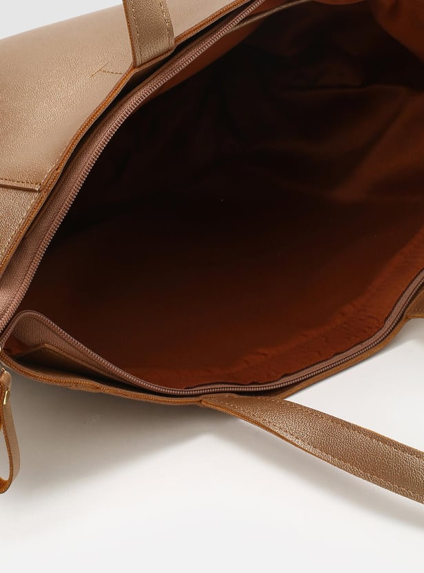 Women Solid Zip Closure Shoulder Bag