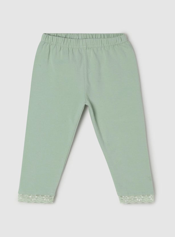 Girls Solid Elasticated Waist Leggings with Lace Hem