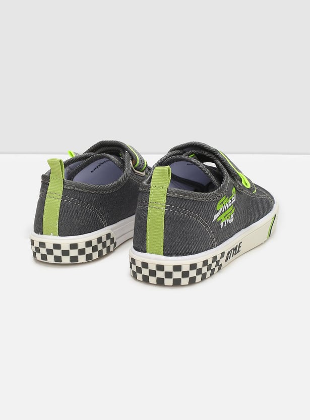 Boys Printed Casual Canvas Shoes With Velcro Strap