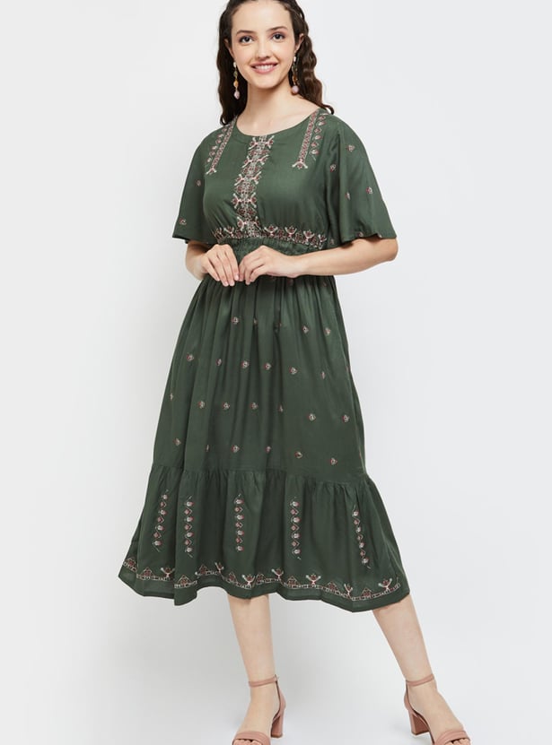 Women Embroidered Flutter Sleeves Midi Dress