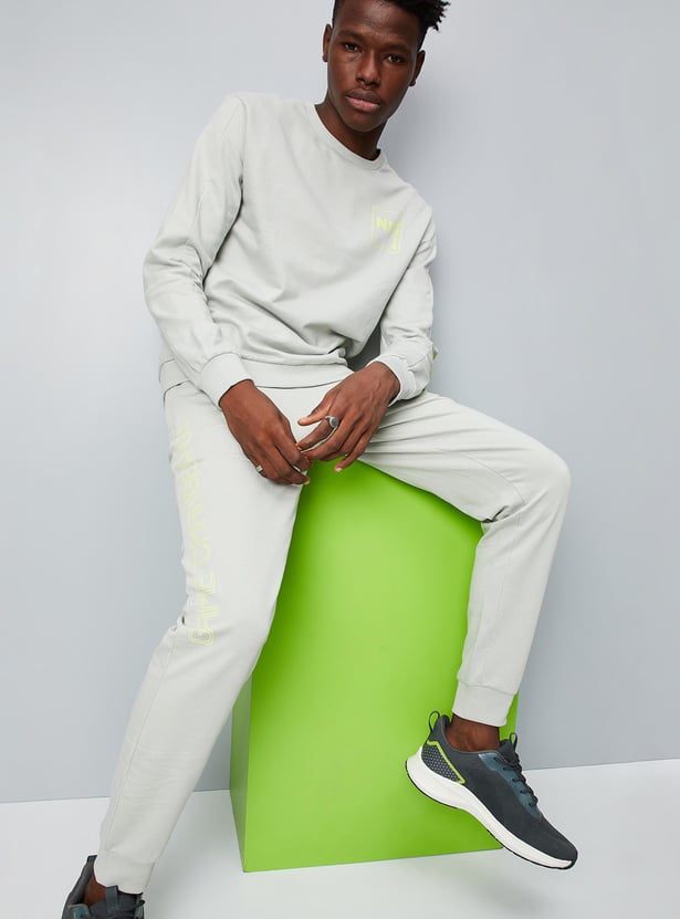 Men Graphic Printed Elasticated Skinny Fit Sports Joggers