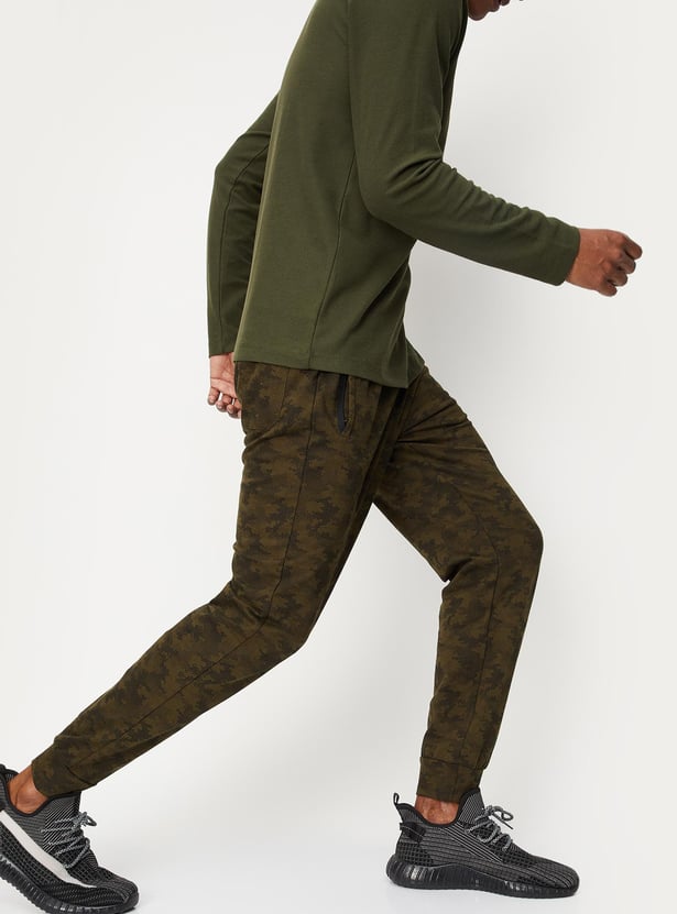 Men Camouflage Printed Athleisure Joggers