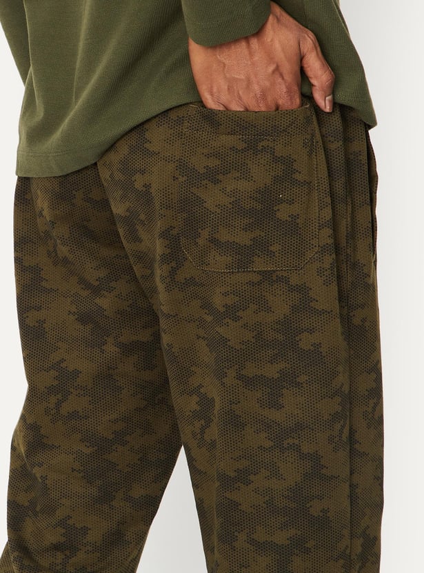 Men Camouflage Printed Athleisure Joggers