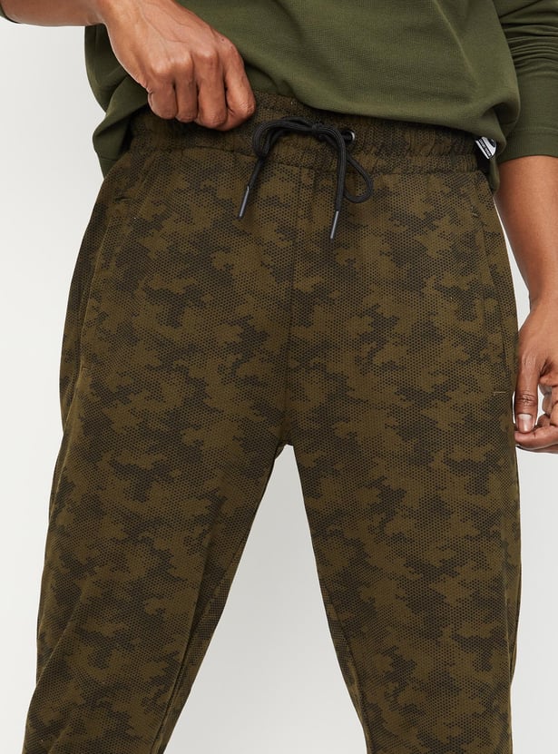 Men Camouflage Printed Athleisure Joggers