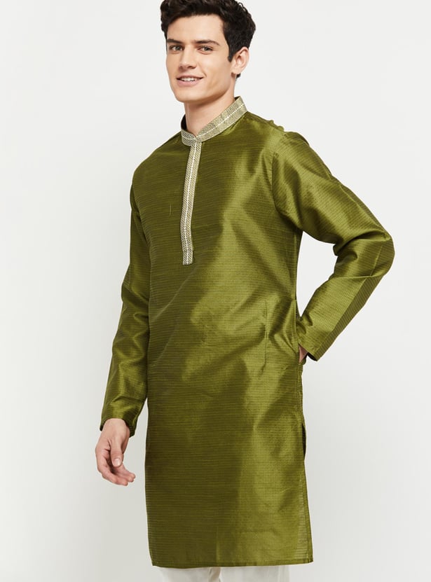 Men Textured Mandarin Collar Regular Fit Long Kurta