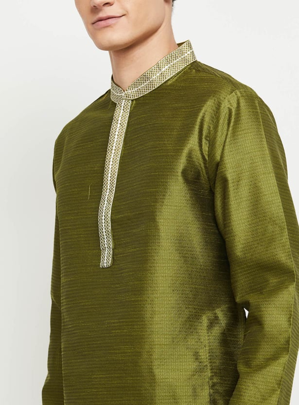 Men Textured Mandarin Collar Regular Fit Long Kurta