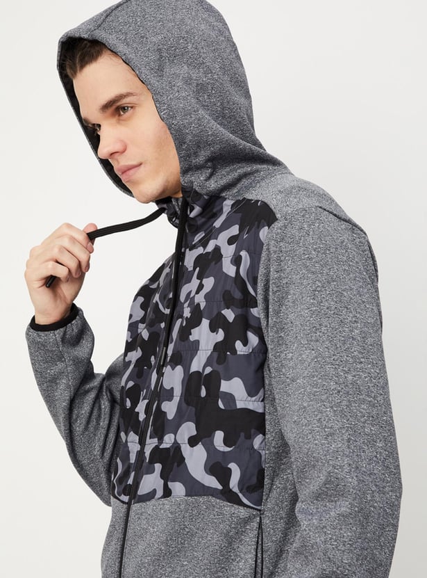 Men Camouflage Printed Hooded Jacket