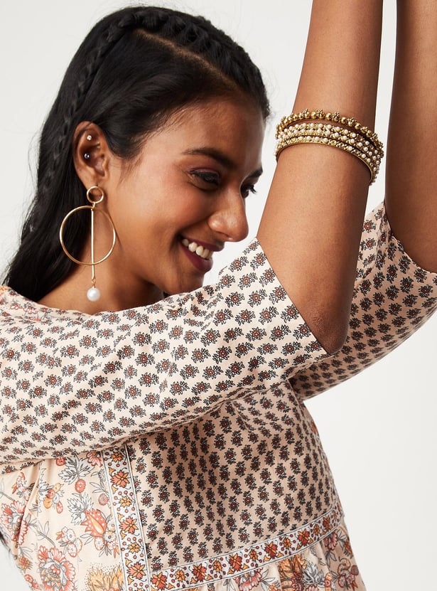 Women Floral Printed Straight Kurta