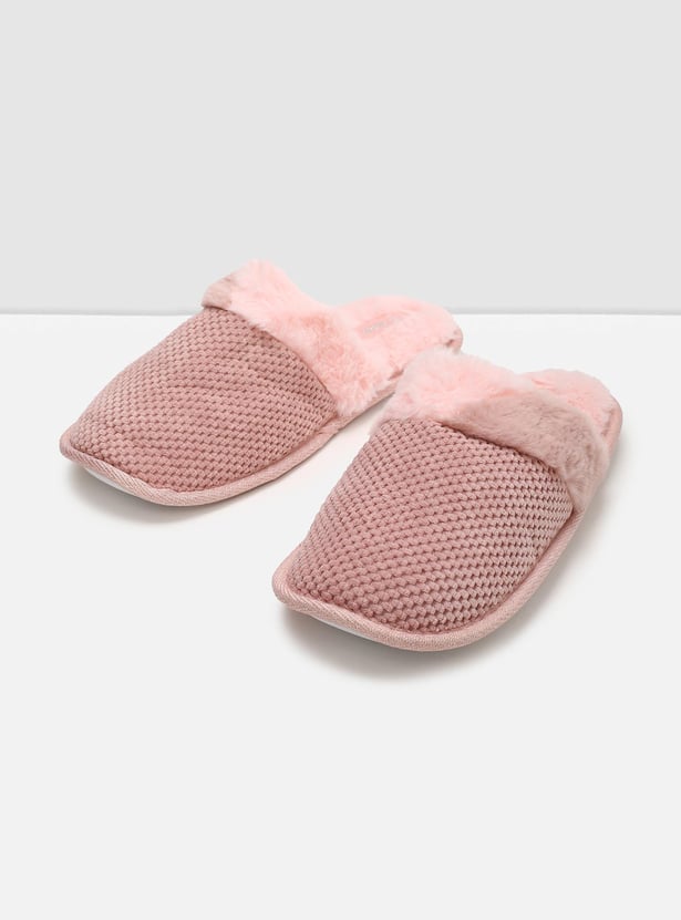 Women Textured Bedroom Slippers