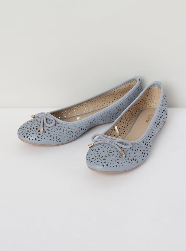 Women Textured Cut-Out Detail Ballerinas