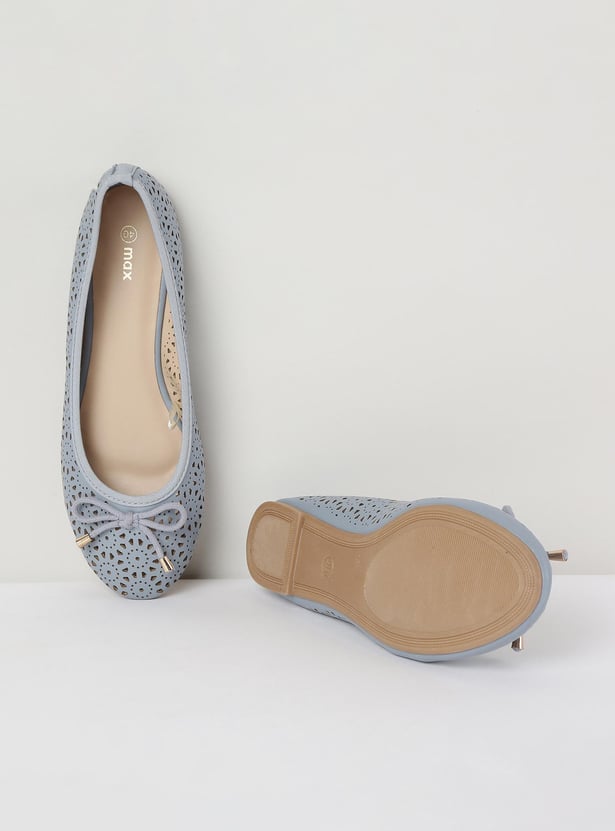 Women Textured Cut-Out Detail Ballerinas