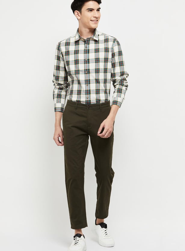 Men Solid Skinny Fit Chinos