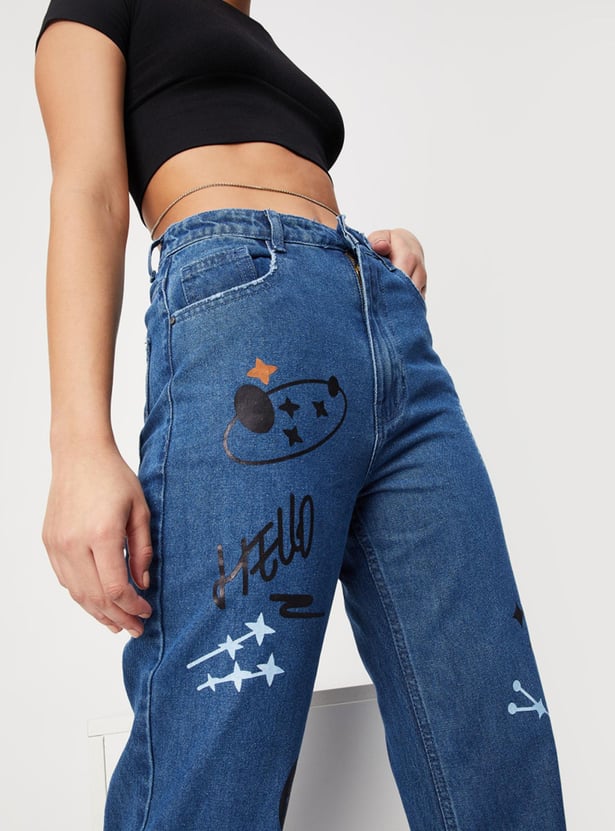 Women Stonewashed Printed Boyfriend Jeans