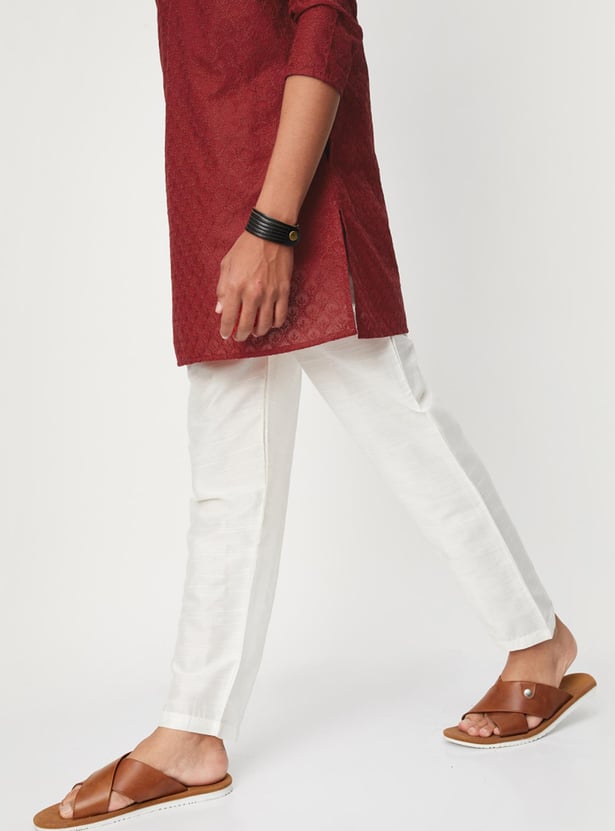 Boys Embroidered Kurta and Pyjamas