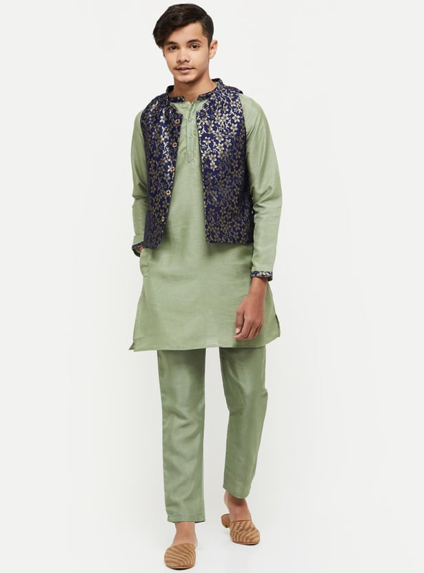 Boys Solid Kurta With Solid Pants And Printed Waistcoat