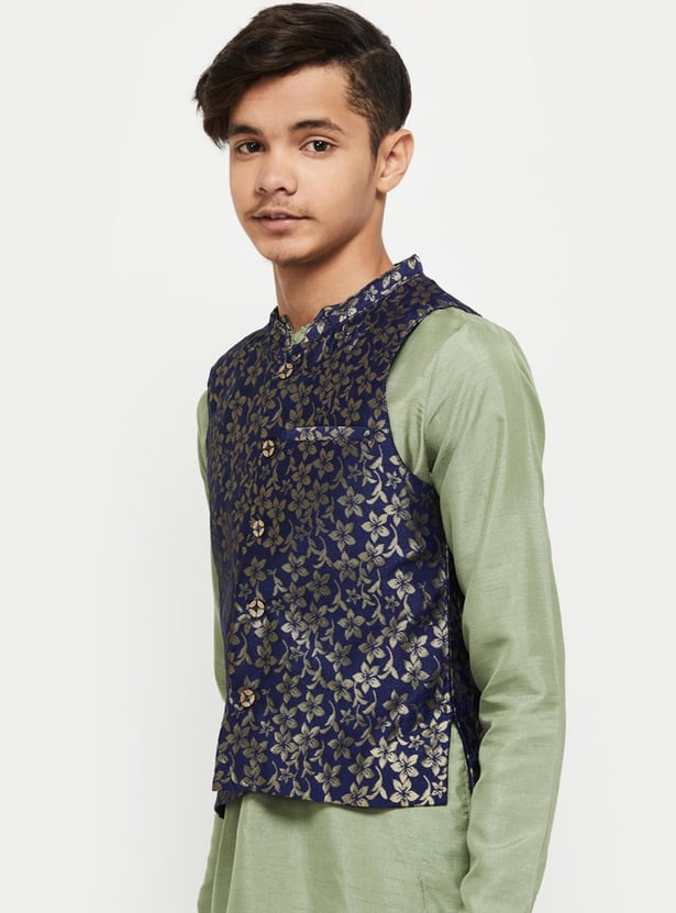 Boys Solid Kurta With Solid Pants And Printed Waistcoat