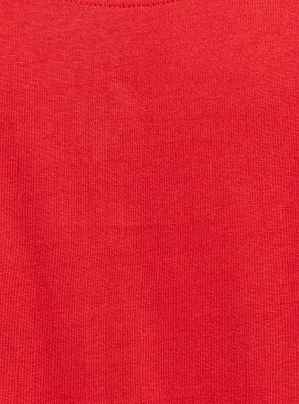 Men Colourblocked Crew Neck T-Shirt