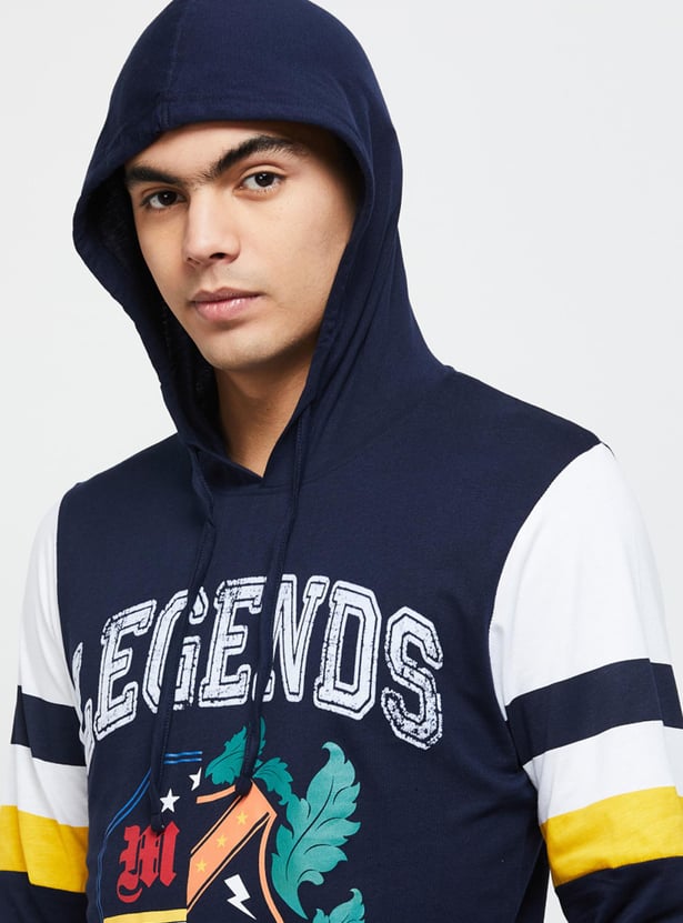 Men Graphic Print Hooded Sweatshirt