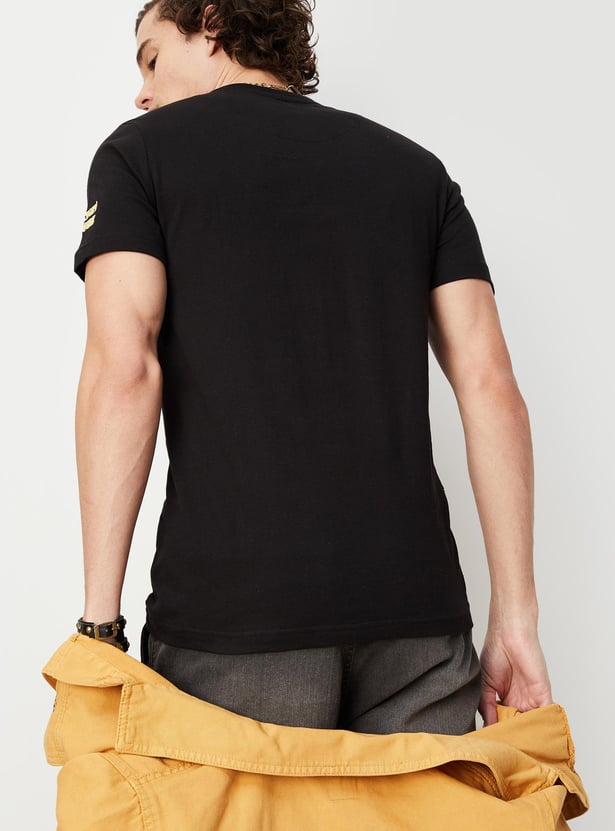 Men Mickey Printed Crew Neck T-shirt