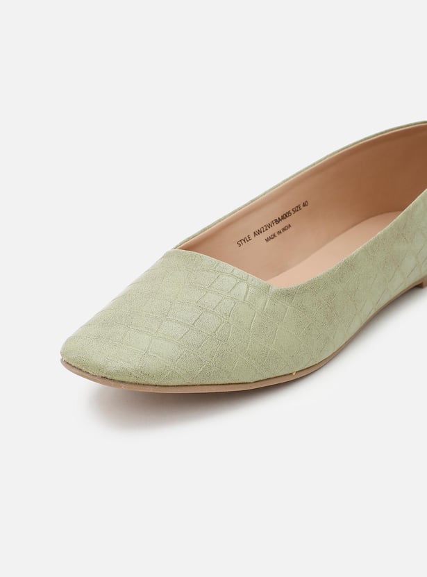Women Textured Square Toe Ballerinas