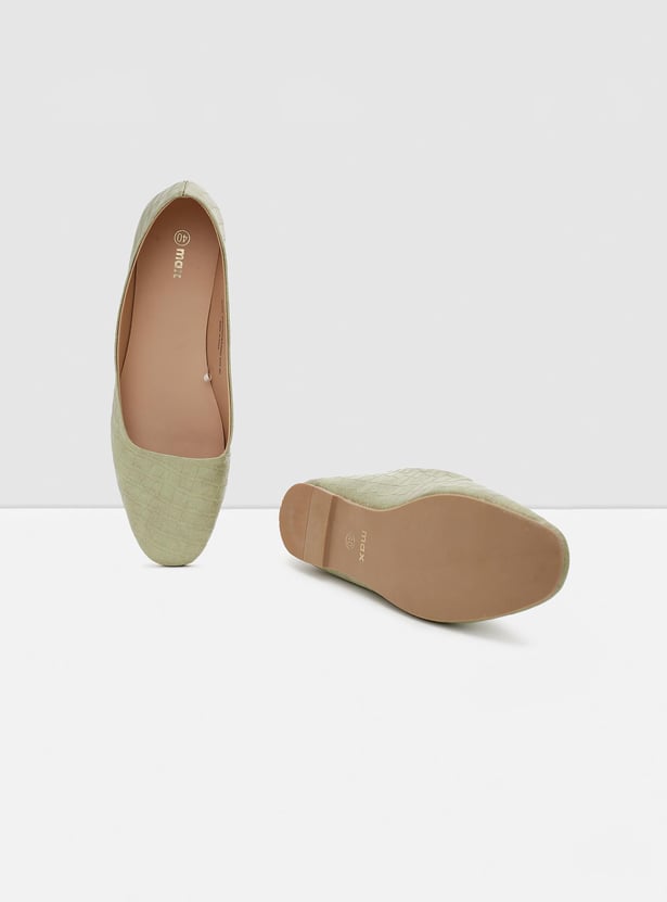 Women Textured Square Toe Ballerinas