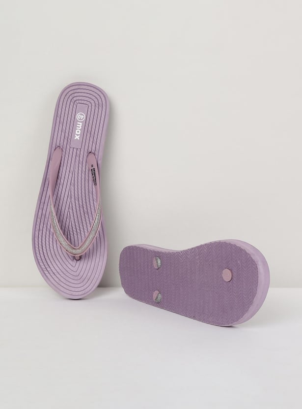 Women Textured V-Strap Flip Flops
