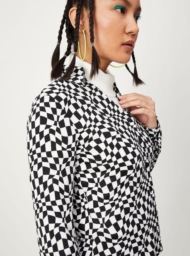 Women Checked Shirt with Curved Hem