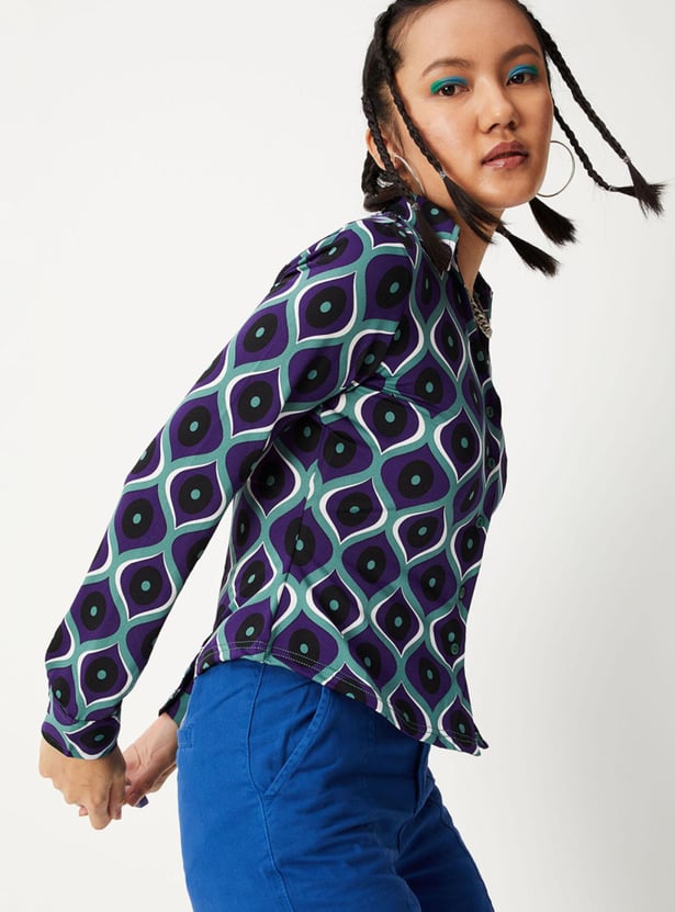 Women Checked Shirt with Curved Hem