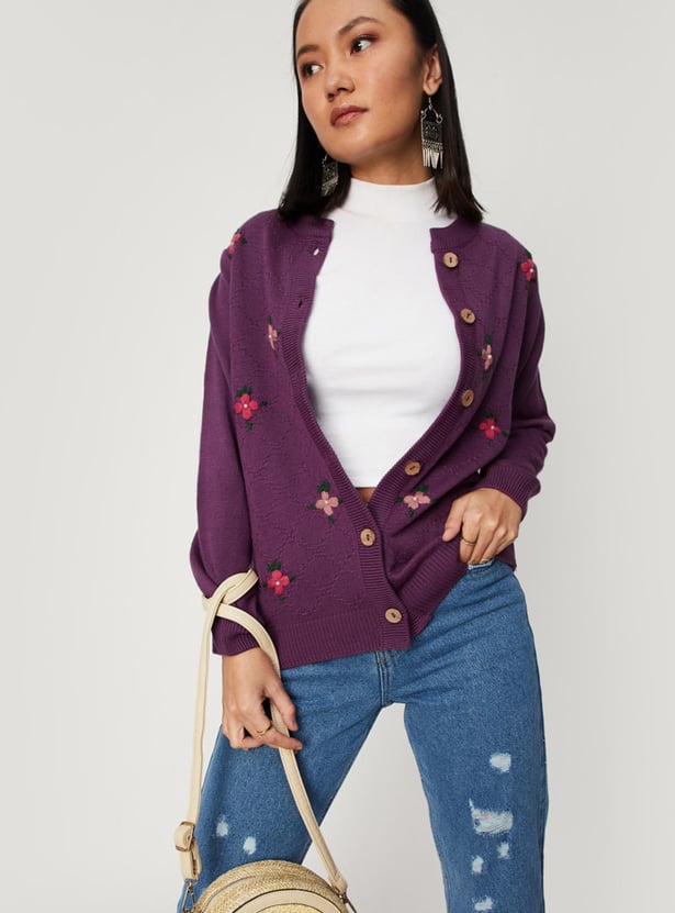 Women Floral Embroidered Buttoned Cardigan
