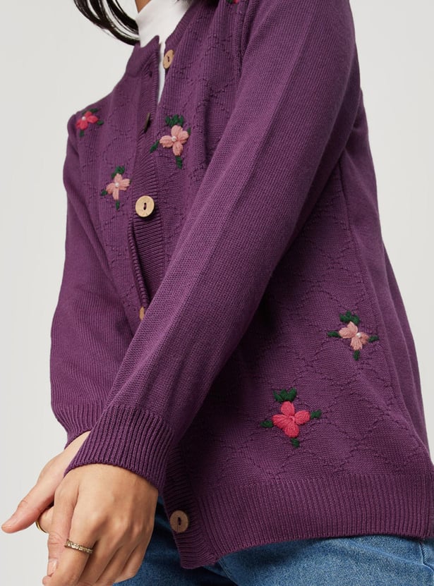 Women Floral Embroidered Buttoned Cardigan