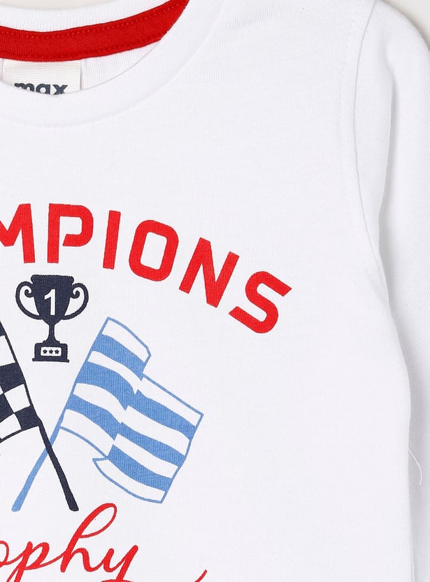 Boys Graphic Print T-Shirt With Solid Pyjama