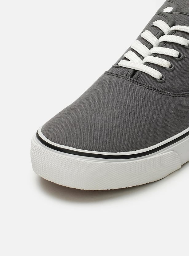 Men Solid Canvas Lace-Up Casual Shoes