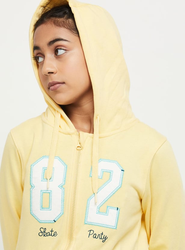 Girls Embroidered Full Sleeves Zip Closure Hooded Sweatshirt