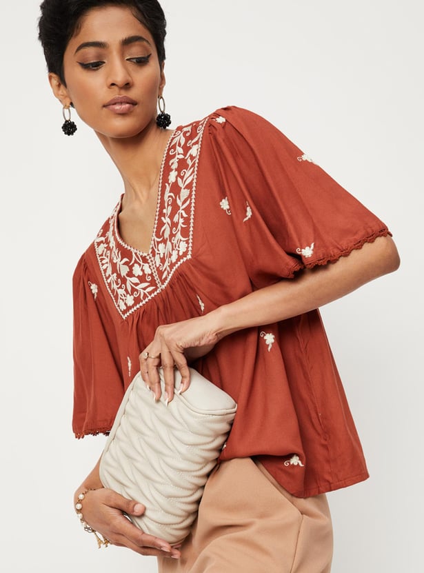 Women Embroidered Bell Sleeves Top