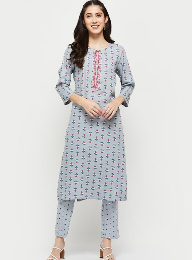 Women Printed Three-Quarter Sleeves Kurta with Elasticated Straight Pant