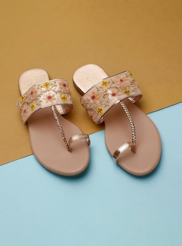 Women Floral Embroidered One-Toe Flat Sandals