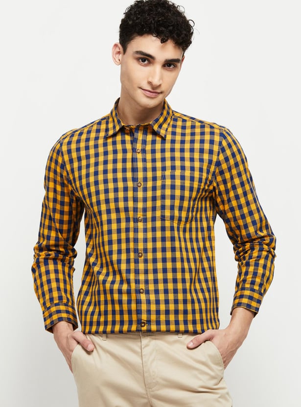 Men Checked Full Sleeves Slim Fit Casual Shirt