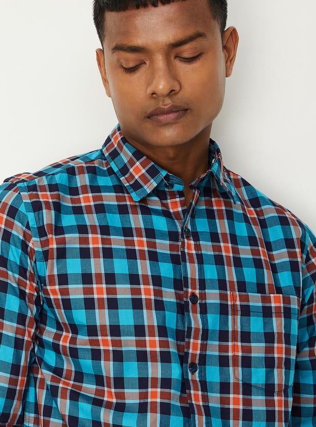 Men Checked Slim Fit Shirt