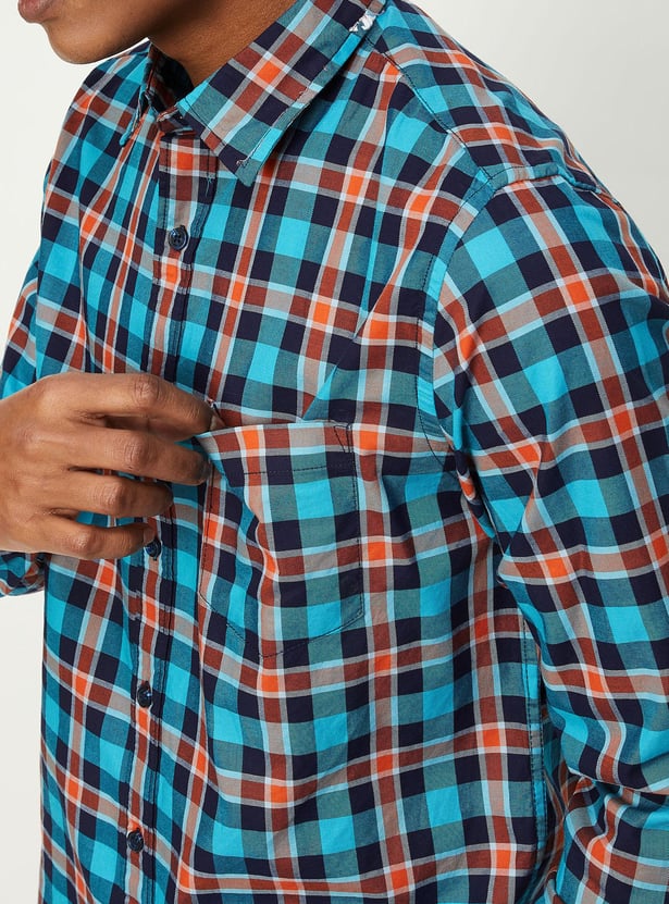 Men Checked Slim Fit Shirt